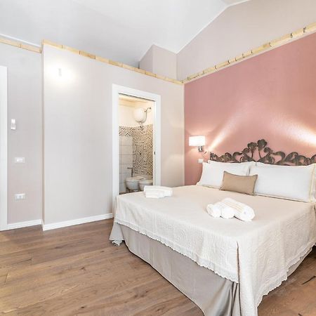 Promenade Boutique Rooms - City Centre 卡利亚里 外观 照片