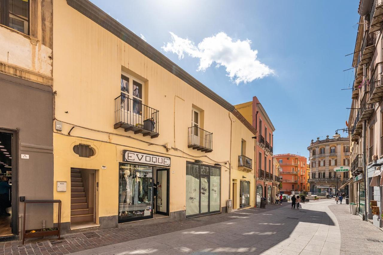 Promenade Boutique Rooms - City Centre 卡利亚里 外观 照片