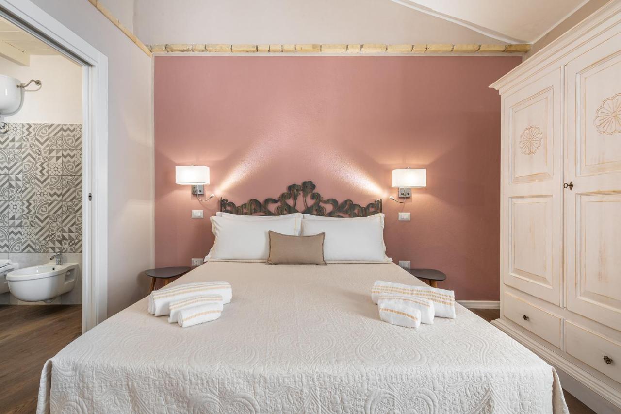 Promenade Boutique Rooms - City Centre 卡利亚里 外观 照片