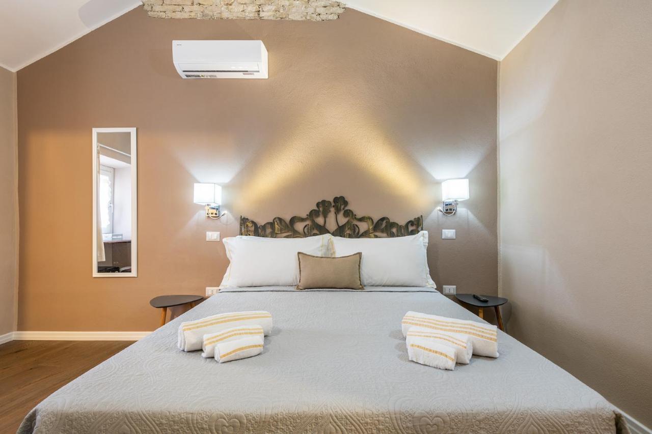 Promenade Boutique Rooms - City Centre 卡利亚里 外观 照片