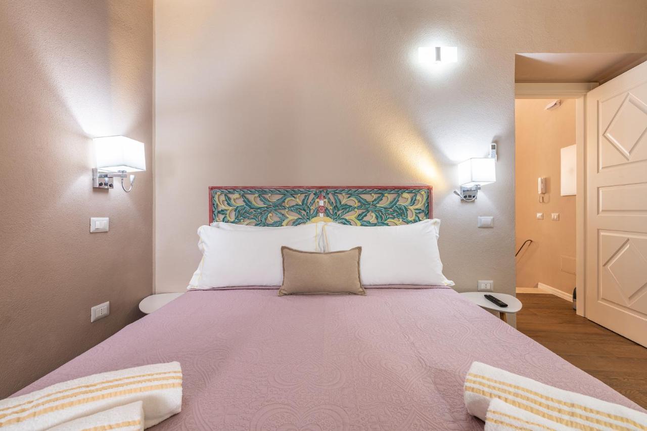 Promenade Boutique Rooms - City Centre 卡利亚里 外观 照片